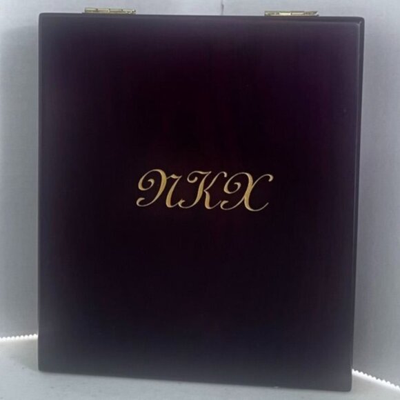 Velvet Lined Wooden Treasure Box Jewelry Earrings Coins Crafters Monogrammed - Picture 1 of 12